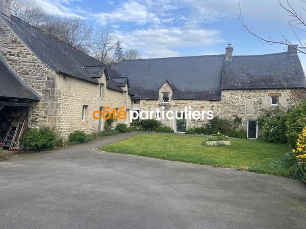Vente Maison225 m² - 8 Pièces - PONTIVY (56300)