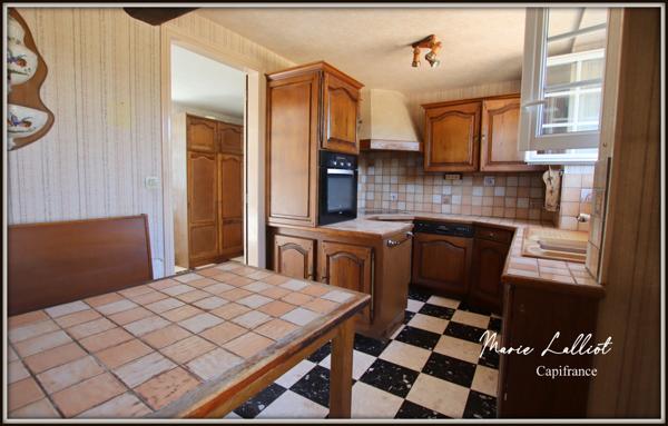 Propriété 2 maisons, Loiret, 322m², 8 chambres, jardin clos, Pierres