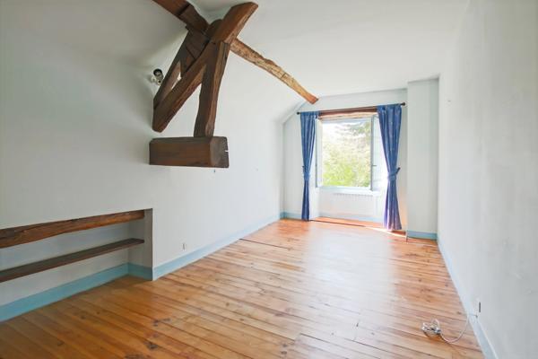 Propriété 2 maisons, Loiret, 322m², 8 chambres, jardin clos, Pierres