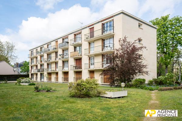 Appartement Maisons Laffitte 3 pièce(s) - Parc parfait état - 2 chambres 390 000 € **  - Référence  4673