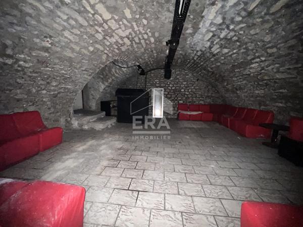 Essemble immobilier à  Jumeauville 8 pièce(s) 370 m2