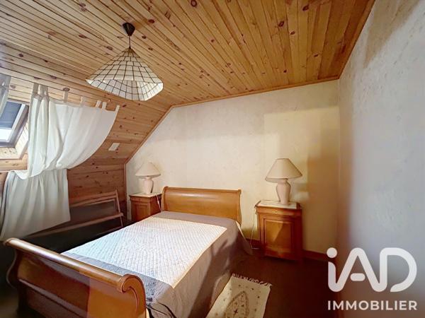 Maison à vendre 6 pièces 126 m² Vert-Saint-Denis