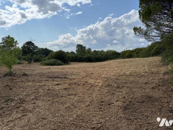 Terrain à lotir, centre village