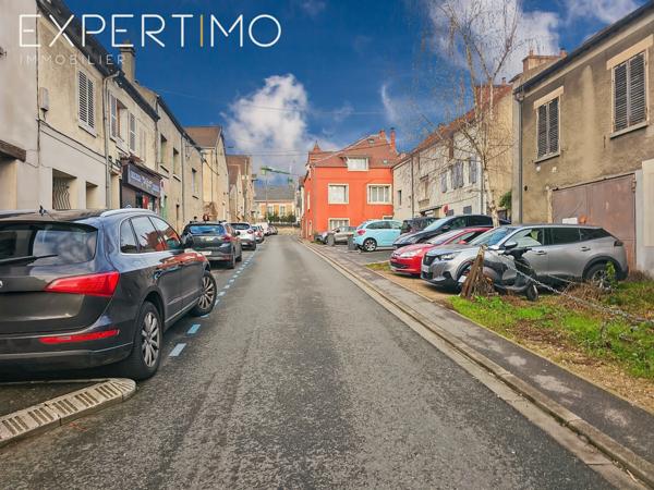 Igny (91430) Maison de ville - Centre-ville d'IGNY