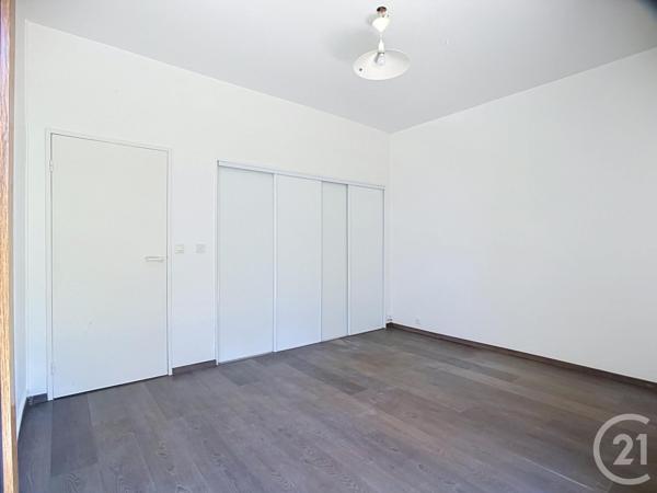 Appartement F4 à vendre  4 pièces - 101,20 m 2   GRADIGNAN  - 33