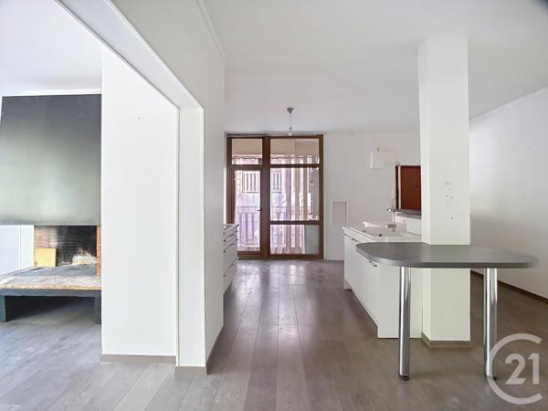 Appartement F4 à vendre  4 pièces - 101,20 m 2   GRADIGNAN  - 33