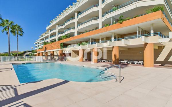 Appartement à vendre    3 pièces • 77,93 m2 Mandelieu-la-Napoule