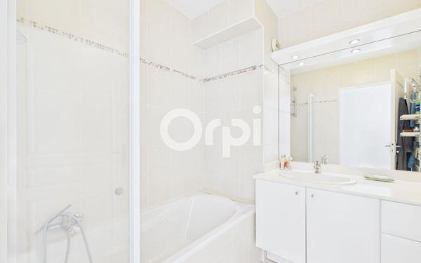 Appartement à vendre    3 pièces • 77,93 m2 Mandelieu-la-Napoule