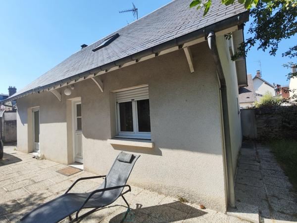 En ville, au calme, maison 3 chambres avec jardin clos