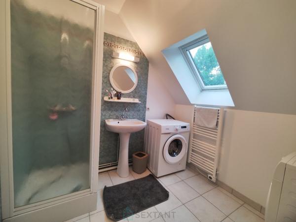 En ville, au calme, maison 3 chambres avec jardin clos