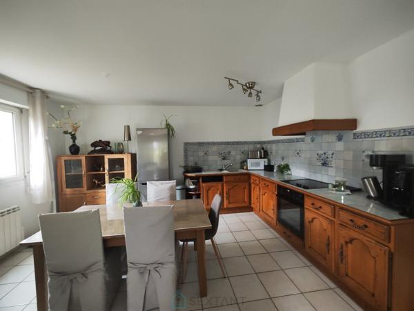 En ville, au calme, maison 3 chambres avec jardin clos