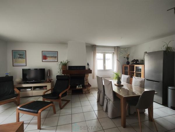 En ville, au calme, maison 3 chambres avec jardin clos