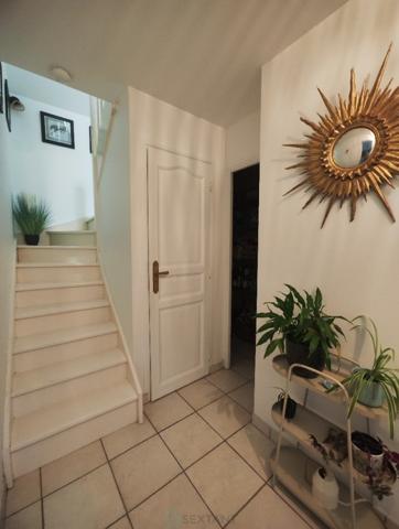En ville, au calme, maison 3 chambres avec jardin clos