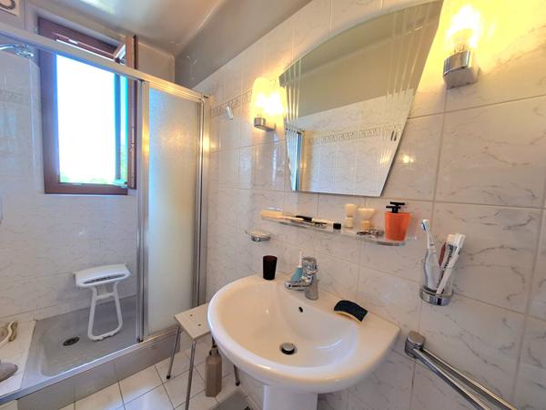 A vendre Maison de charme 5 chambres 118 m2 secteur calme et prisé Montlucon