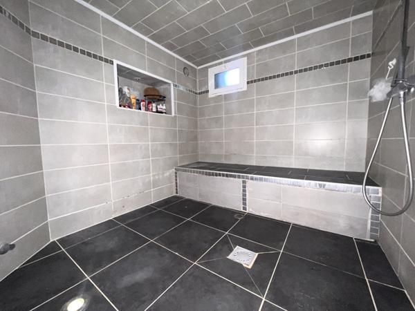 Maison individuelle de 171 m2 avec véranda de 35 m2