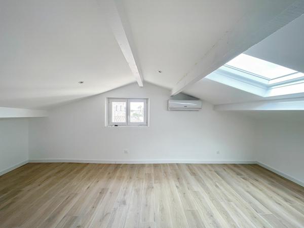 Appartement à vendre    3 pièces • 53,62 m2 Ceyreste