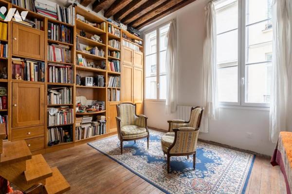 PARIS 4ème -  AU  COEUR DU MARAIS - RUE DES ROSIERS - APPARTEMENT 2 PIECES