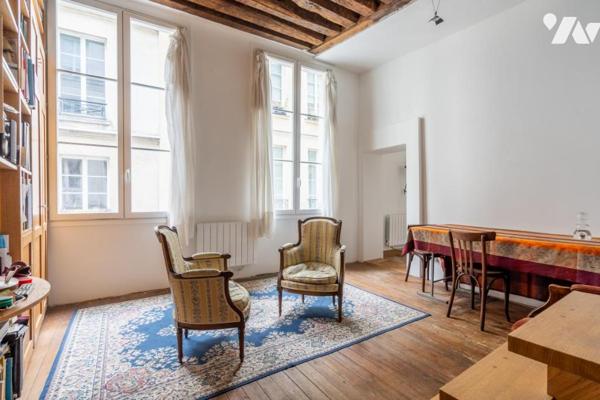 PARIS 4ème -  AU  COEUR DU MARAIS - RUE DES ROSIERS - APPARTEMENT 2 PIECES