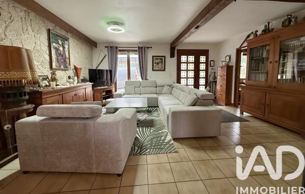 Maison à vendre 6 pièces 209 m² Seraincourt