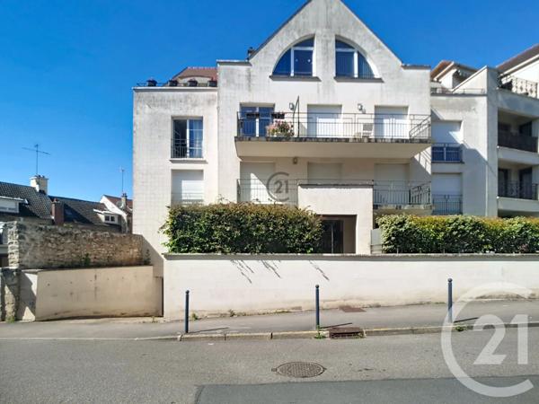 Appartement F3 à vendre  3 pièces - 76,76 m 2   CREPY EN VALOIS  - 60