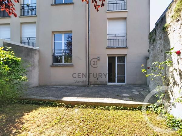 Appartement F3 à vendre  3 pièces - 76,76 m 2   CREPY EN VALOIS  - 60