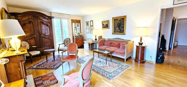 Magnifique appartement F4 avec box et balcon