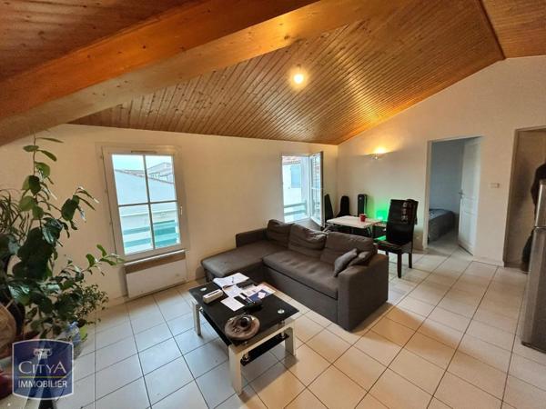 Appartement à louer 2 pièces 43m²