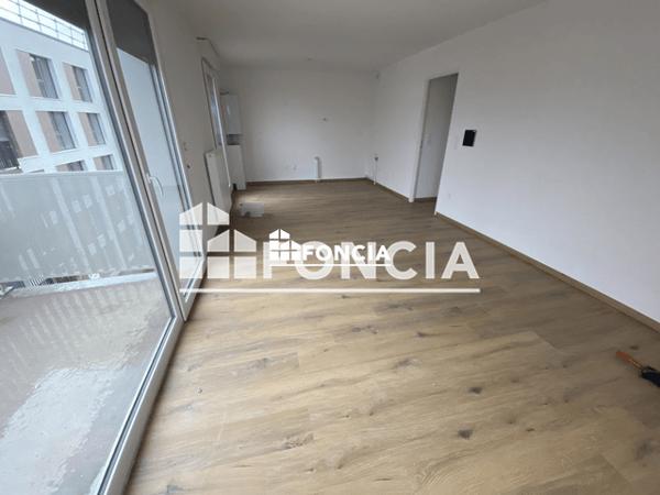 Location Appartement 3 pièces 62.2 m² - 180 RUE SADI CARNOT Saint-andre-lez-lille 59350