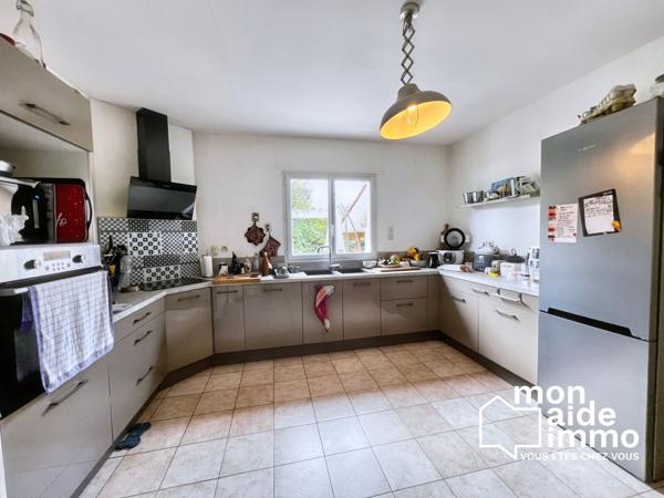 Plain-pied 3 chambres dressing garage jardin