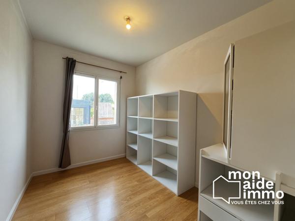 Plain-pied 3 chambres dressing garage jardin