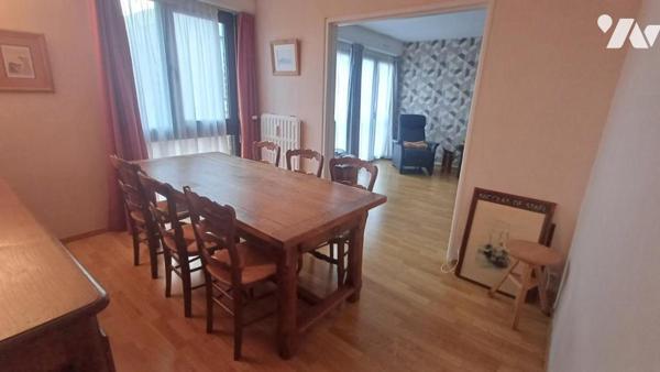 Quartier QUÉBEC : Bel appart type 4 de 83 m² av ASCENSEUR, GARAGE et PARKING 