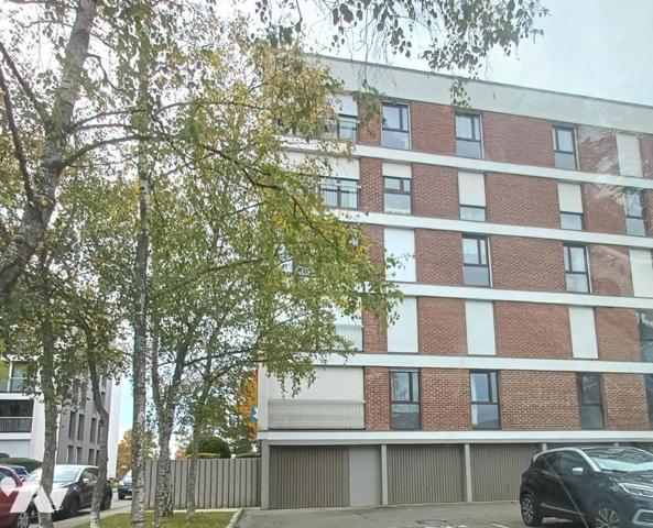 Quartier QUÉBEC : Bel appart type 4 de 83 m² av ASCENSEUR, GARAGE et PARKING 