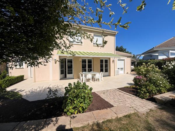 Belle maison d'architecte, au calme !