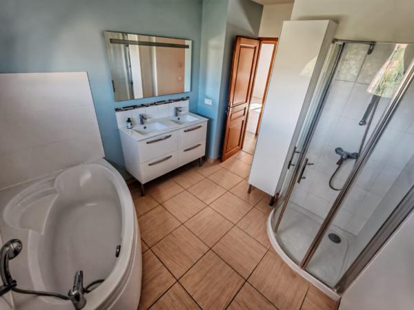 Belle maison d'architecte, au calme !