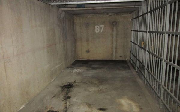 Stationnement à louer    Tarbes