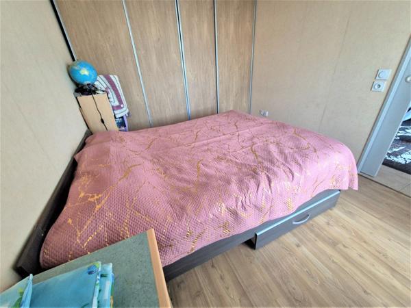 Grenoble / Nouveauté – Duplex T4 de 99 m² en dernier étage avec salle de jeu et terrasse avec vue montagne