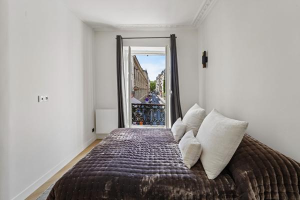 Vente Appartement de luxe Paris 18 3 Pièces 57 m²