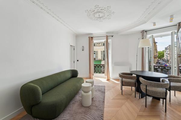 Vente Appartement de luxe Paris 18 3 Pièces 57 m²