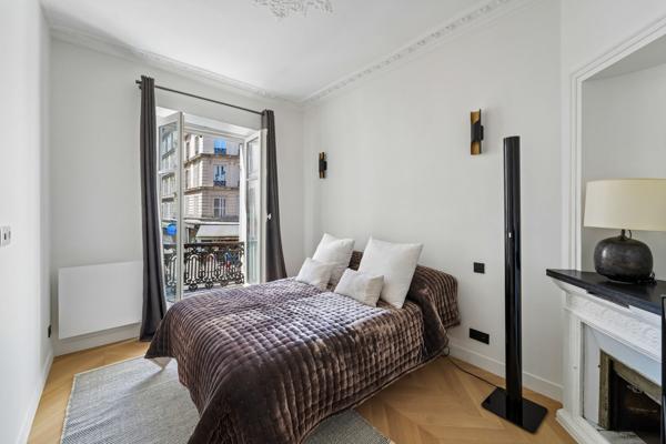 Vente Appartement de luxe Paris 18 3 Pièces 57 m²