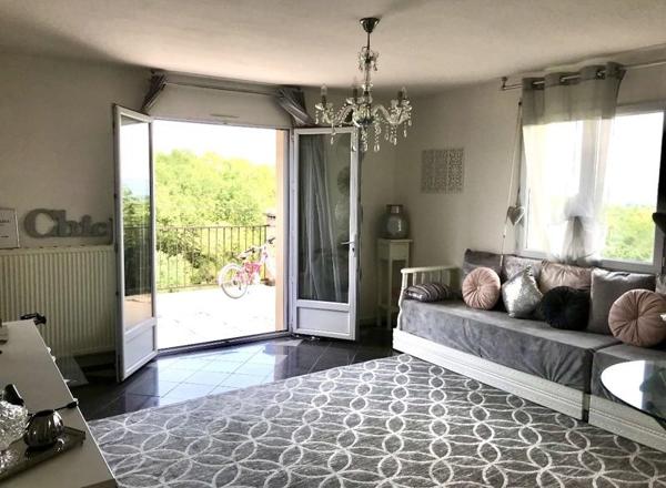 Maison à vendre |  Ussac |  4 pièces | 118 m²