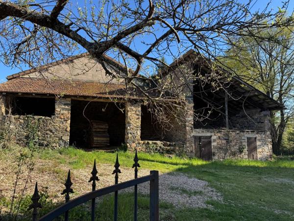Ensemble en pierre sur plus de 6 Hectares attenants - Projets multiples
