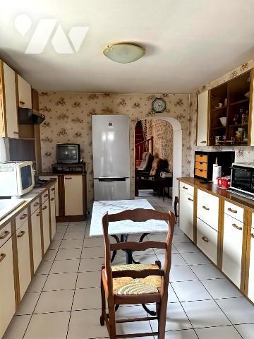 Vieux ST ETIENNE DU ROUVRAY. Maison vivable de plain-pied 4 ch. 