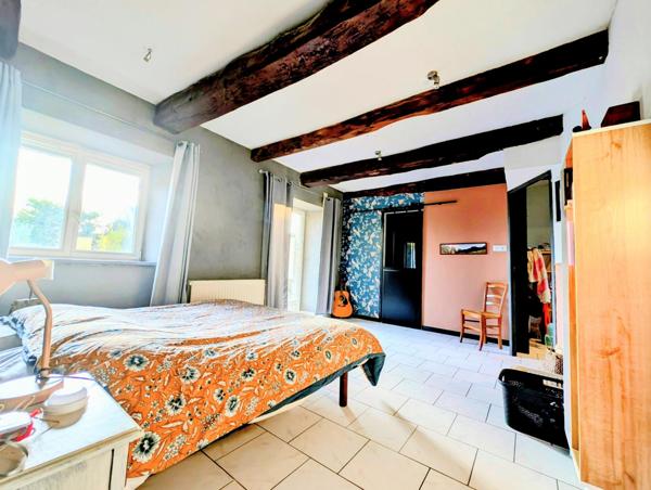 Longère rénovée 210m² à 10 mn de Dinan