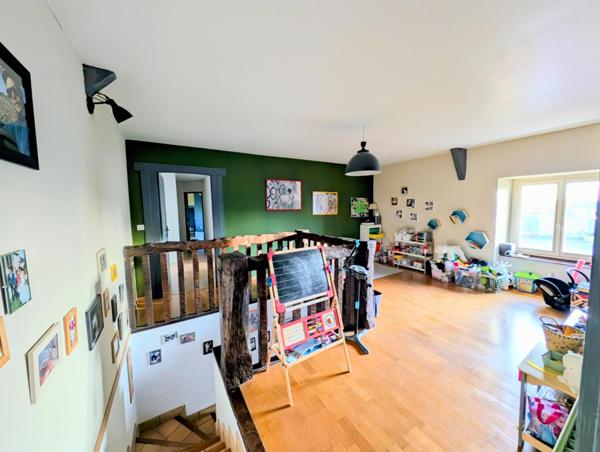 Longère rénovée 210m² à 10 mn de Dinan