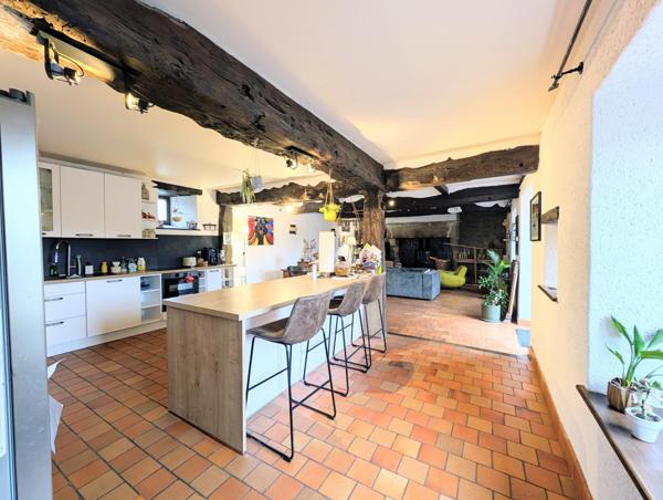 Longère rénovée 210m² à 10 mn de Dinan
