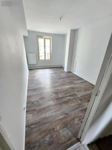 Location - Maison Montoire-sur-le-Loir 41800 5 pièces 89 m 2 55 m 2