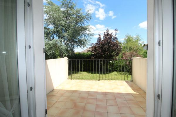 JOLI PAVILLON SANS MITOYENNETÉ