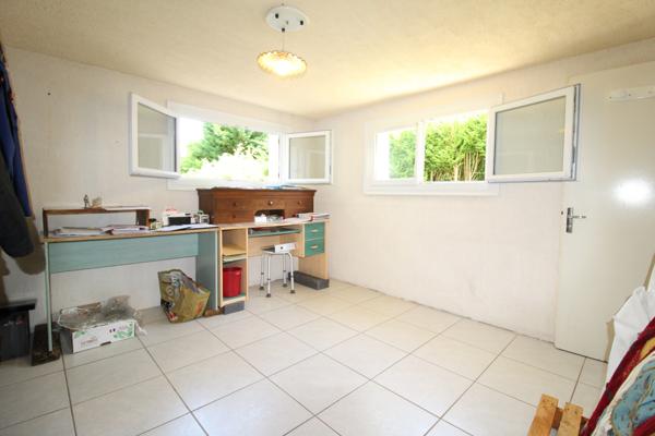 JOLI PAVILLON SANS MITOYENNETÉ