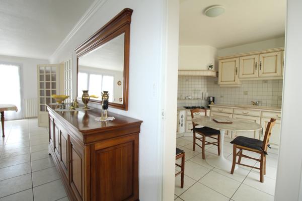 JOLI PAVILLON SANS MITOYENNETÉ