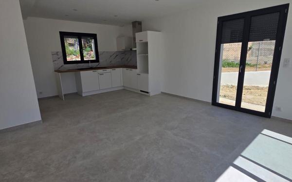 Maison à louer    4 pièces • 100 m2 Nice